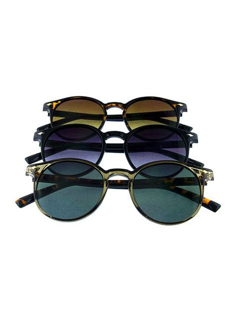 Petite and Chic Sunglasses