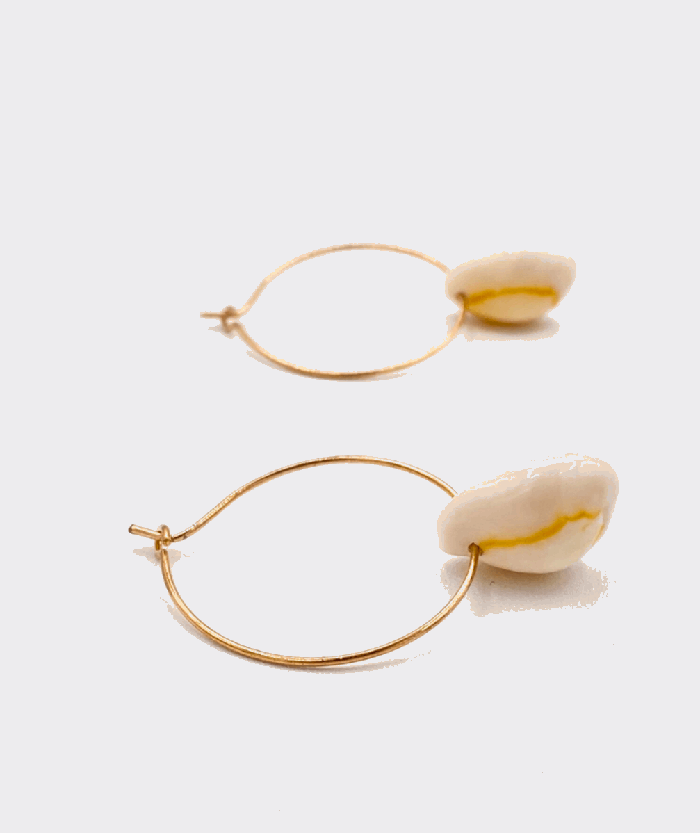 Round Hoop Seashell Earring