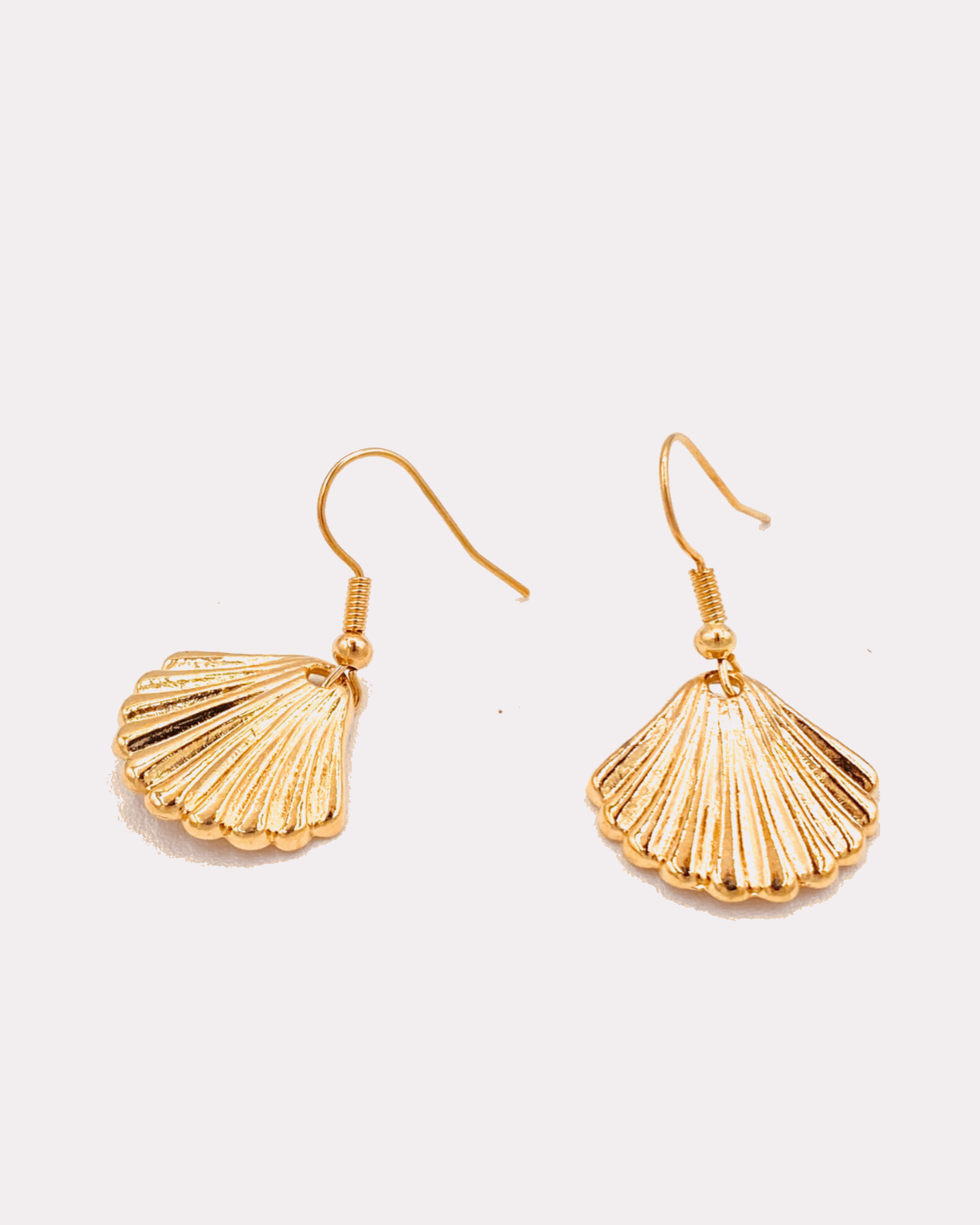 Clam Shell Earrings