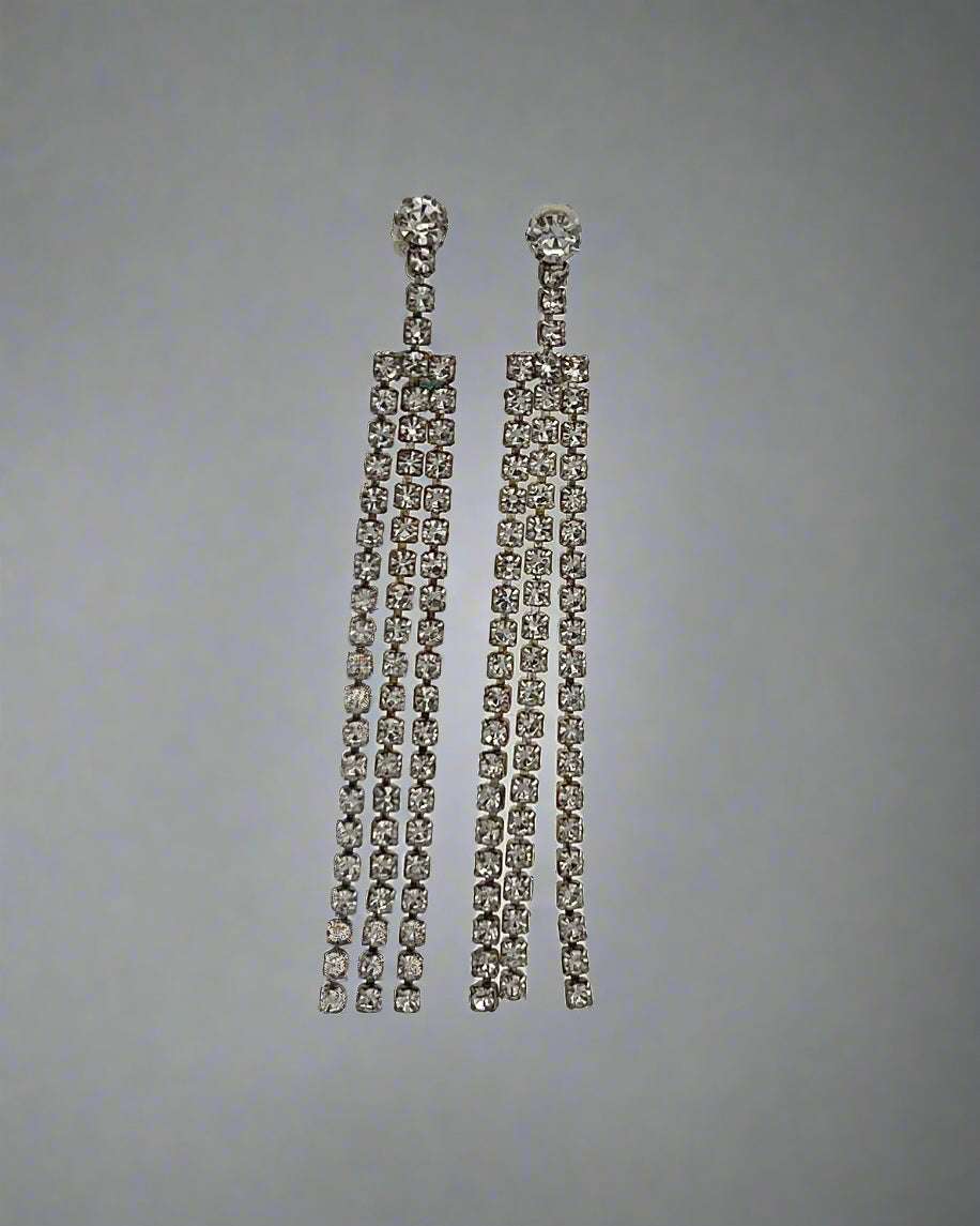 Pure Elegance Tassel Earrings