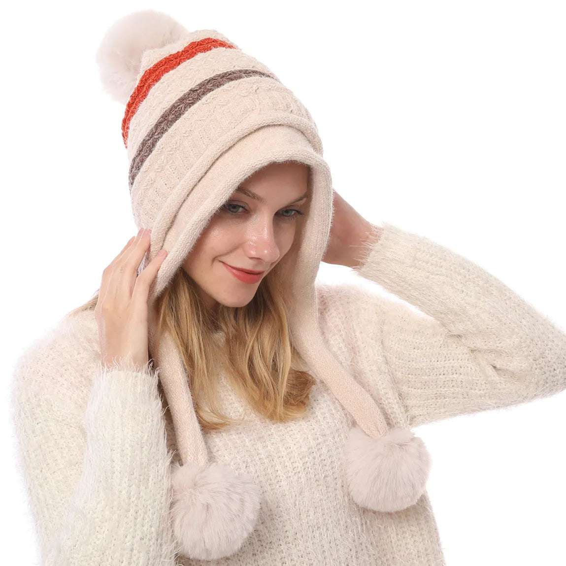 Pom Pom Hood
