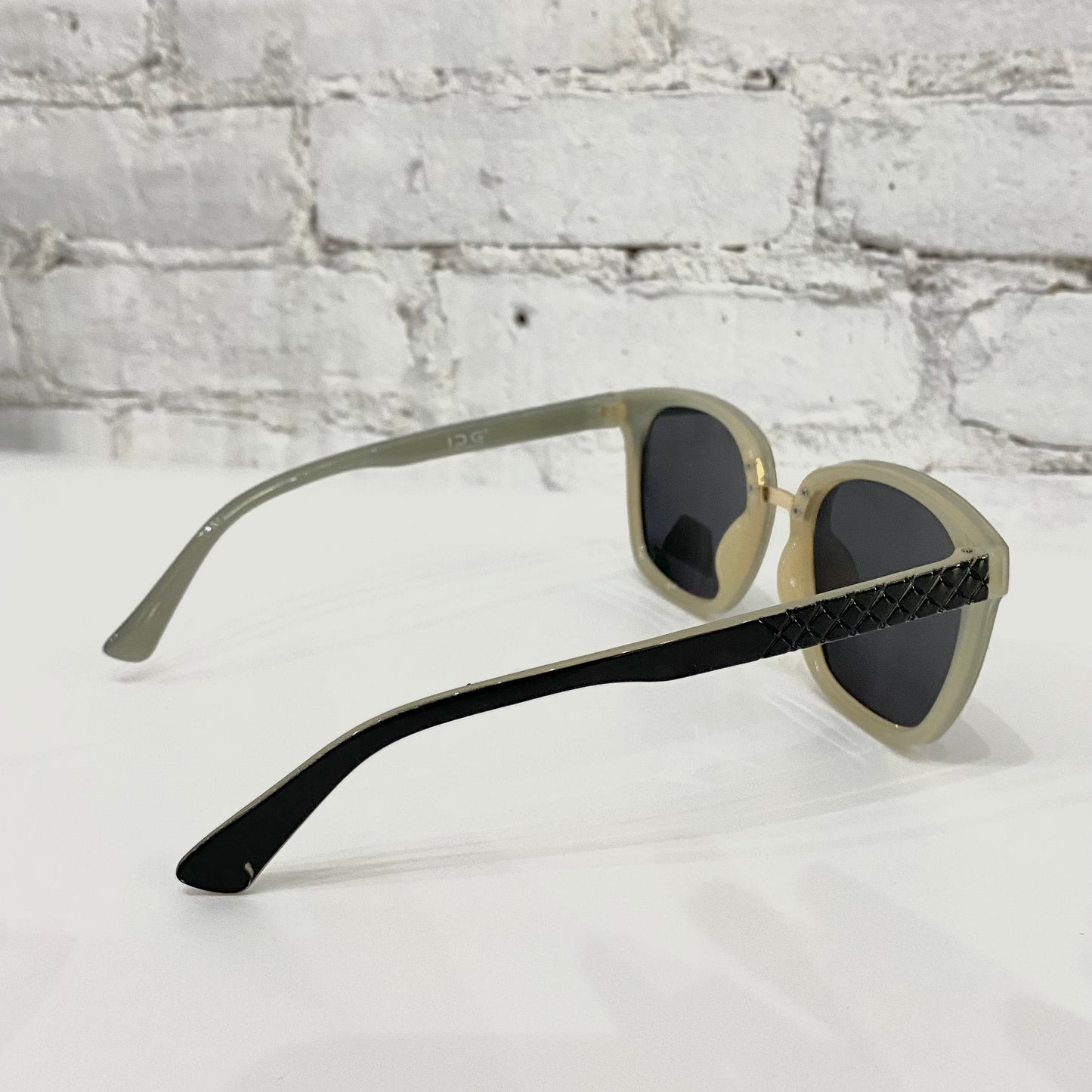 DG Rounded Sunglasses