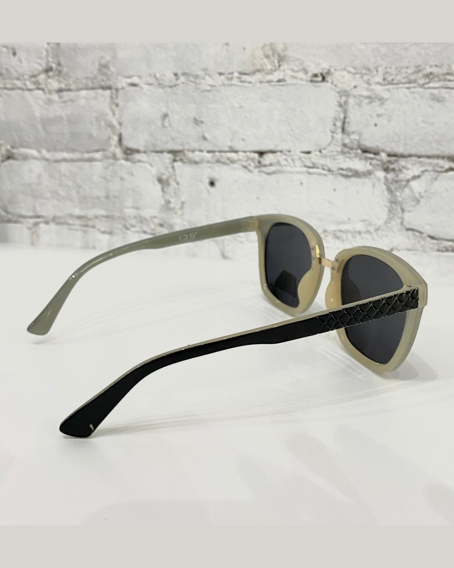 DG Rounded Sunglasses