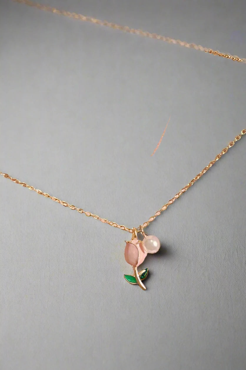Tulip and Pearl Necklace