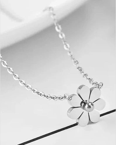Flower Necklace