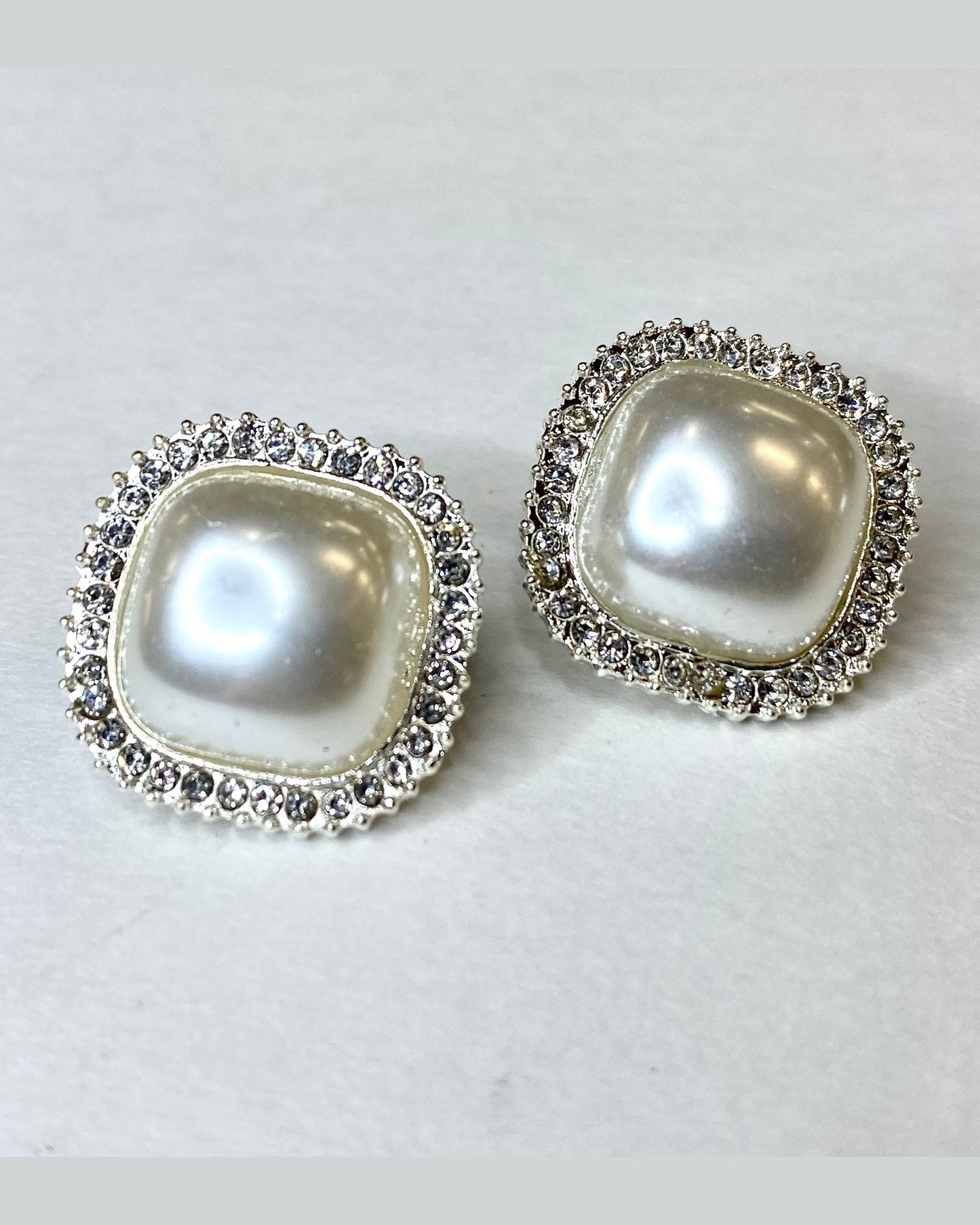 Square Pearl Clip Earrings