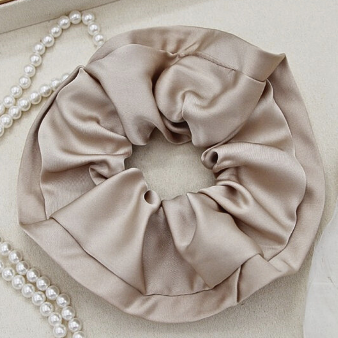 Minimalist Silky Scrunchy