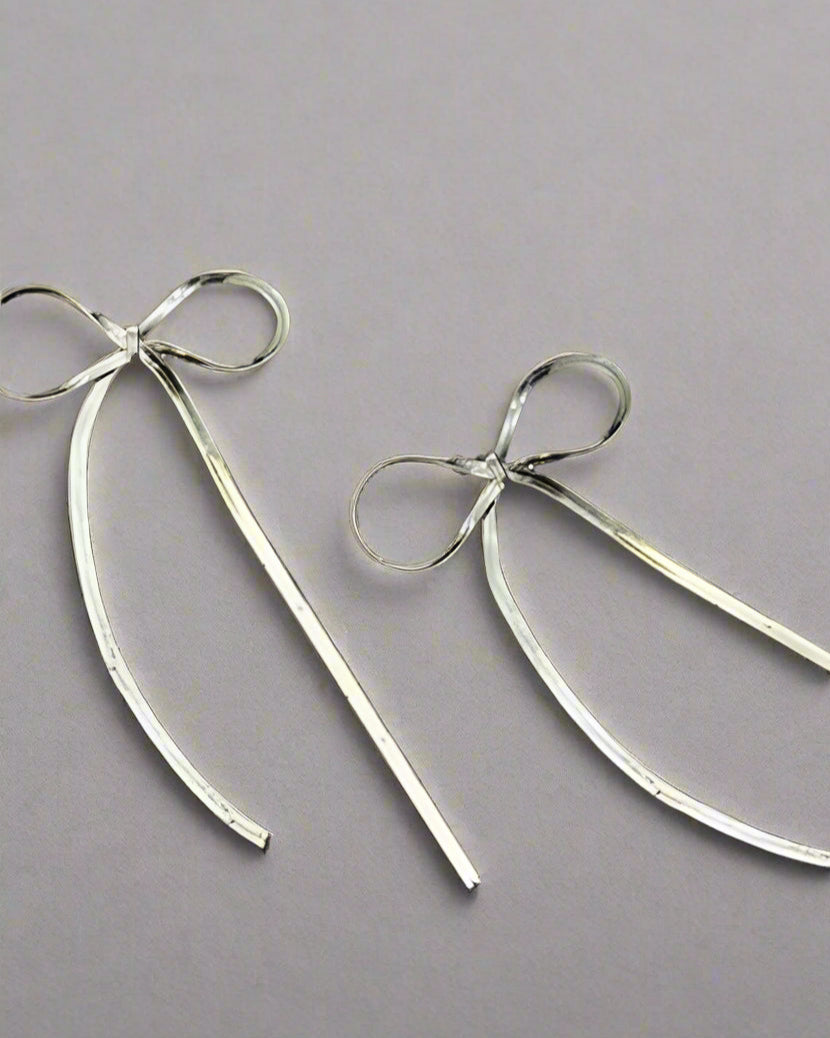 Herringbone Chain Bow Earrings