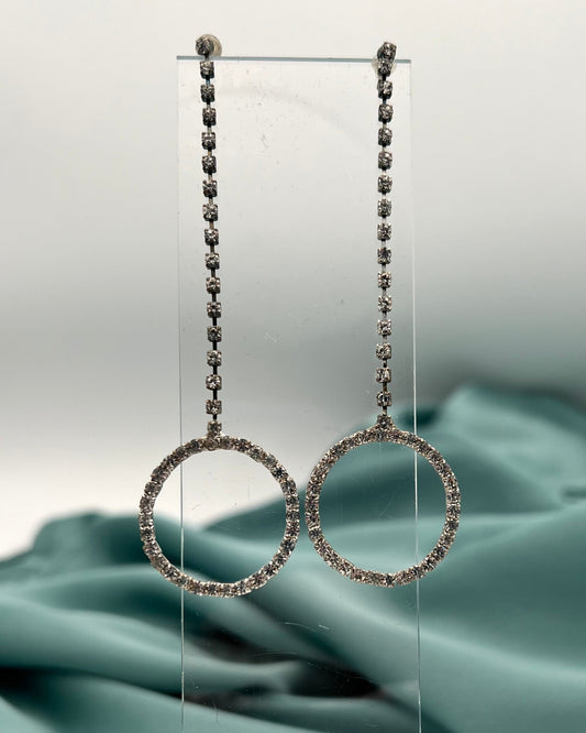 Pure Elegance Drop Circle Earrings