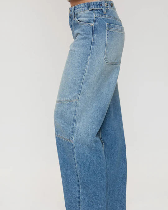 Downtown Edge Barrel Jeans