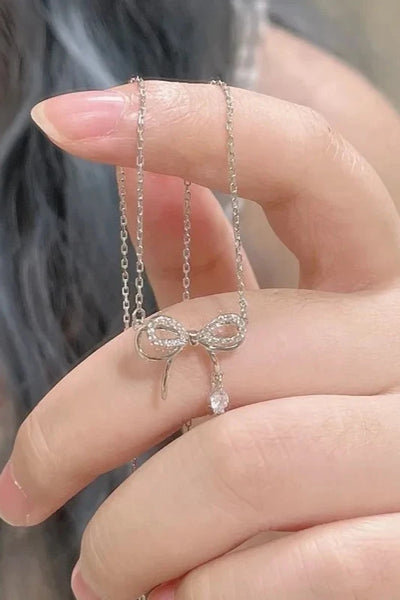 Bow Necklace