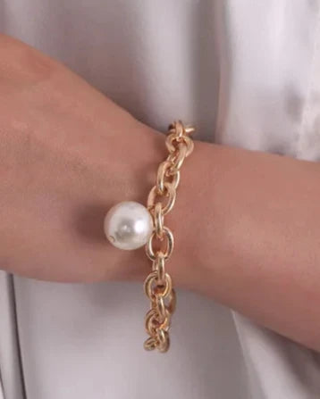 Bold Elegance Bracelet