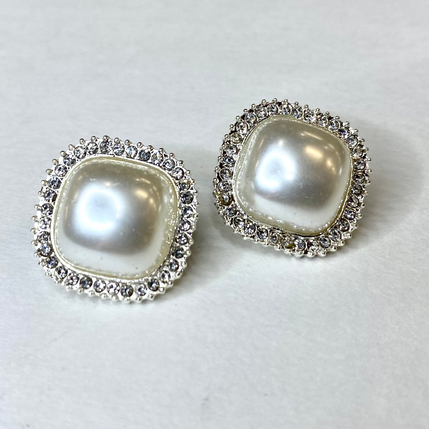 Square Pearl Clip Earrings
